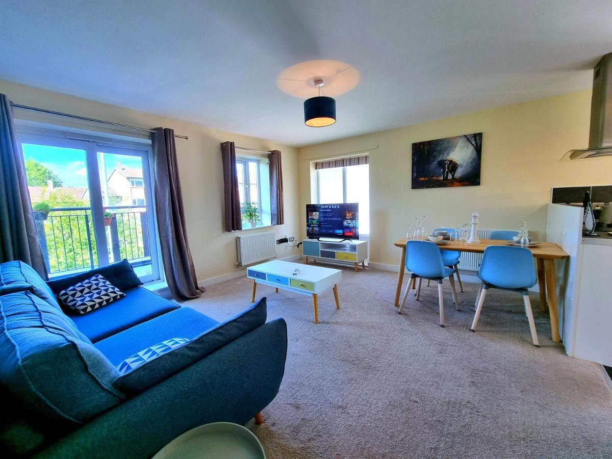 Luxury 2-Bedroom Service Apartment With Balcony Mánchester Exterior foto