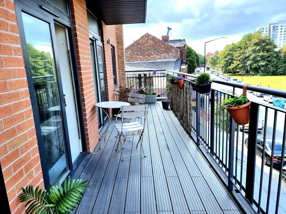 Luxury 2-Bedroom Service Apartment With Balcony Mánchester Exterior foto